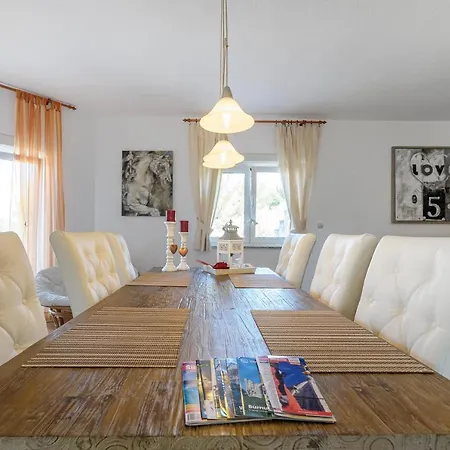 Violeta Apartment